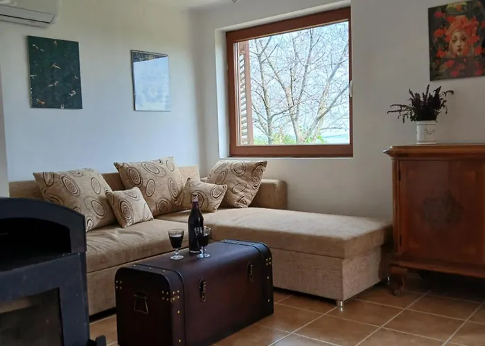 Nyugtatlak בית נופש