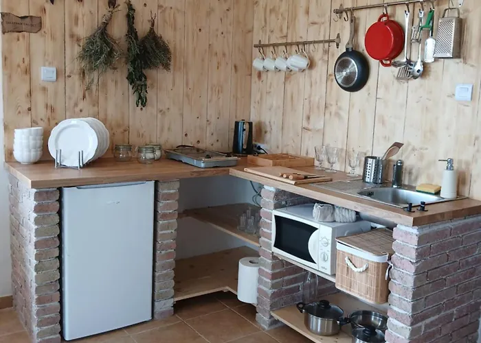 Nyugtatlak בית נופש *